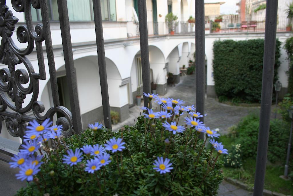 B&B La Corte Sant'Antimo Exterior photo