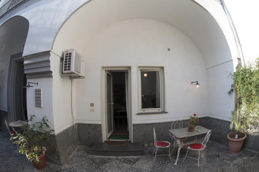 B&B La Corte Sant'Antimo Exterior photo